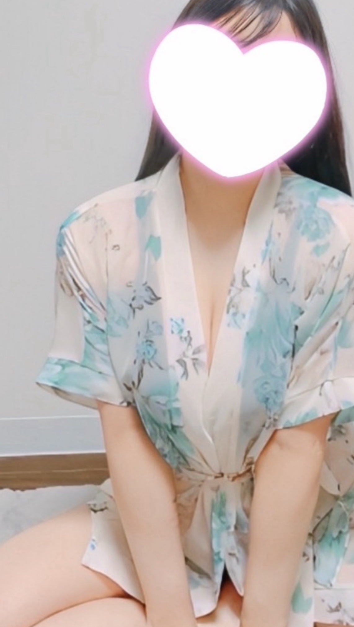 芽衣(メイ)